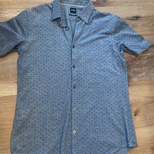 Stunning BOSS short sleeve shirt